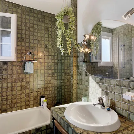 Naturma Hébergement de vacances Montpon-Menesterol