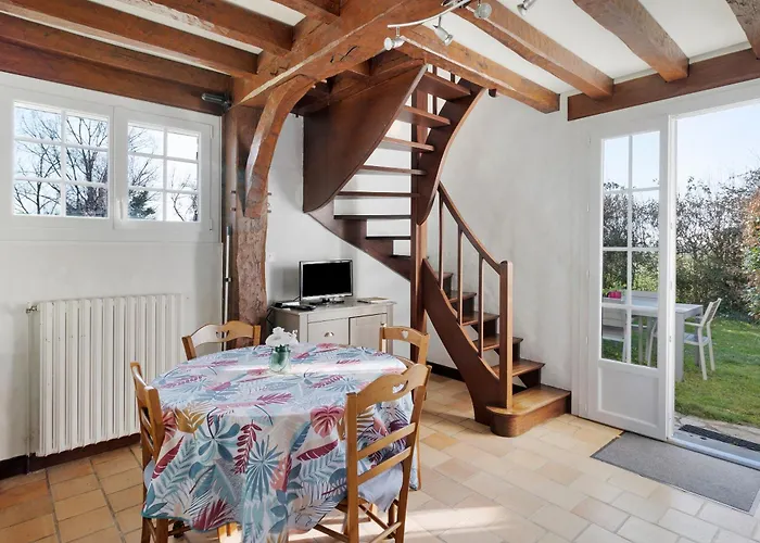 Naturma Hébergement de vacances Montpon-Menesterol